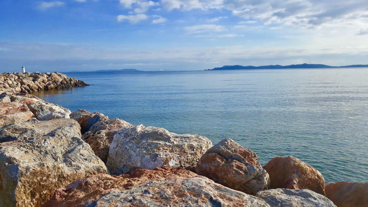 Studio Port D'Hyeres Vue Mer Et Iles De Porquerolles Et Port-Cros Exterior foto